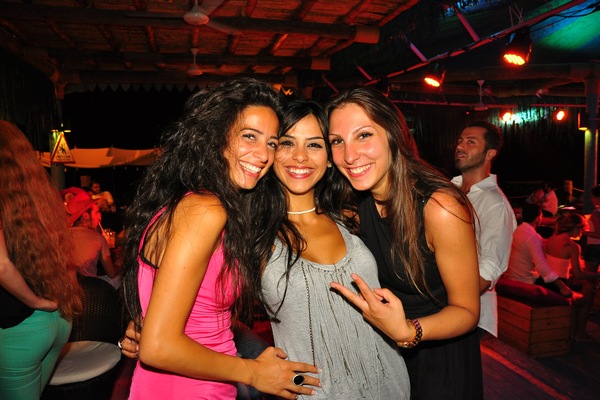 Saturday Night Fever At Edde Sands